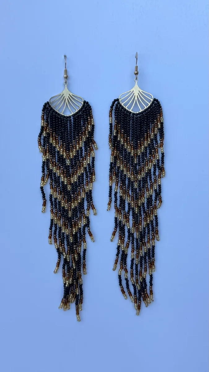 Black and gold beaded fringe earrings with fan-shaped gold frames.